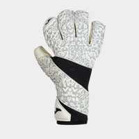 Joma Area Goalkeeper Gloves (Junior) - White Black